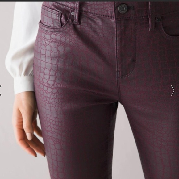 WHBM Mid-Rise Coated Croc Skinny Jeans - Picture 6 of 11